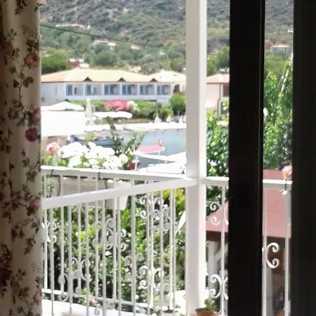 Yarimada Tatil Evi 马尔马里斯
