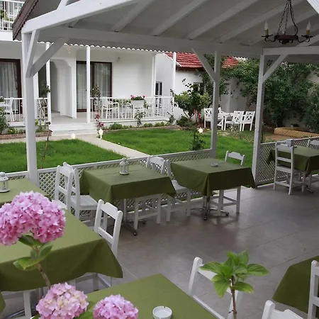 홈스테이 Yarimada Tatil Evi