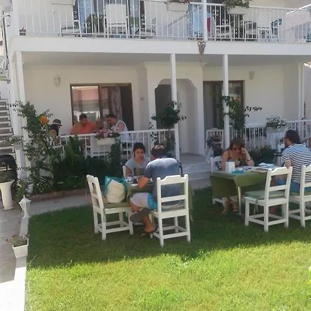 홈스테이 Yarimada Tatil Evi
